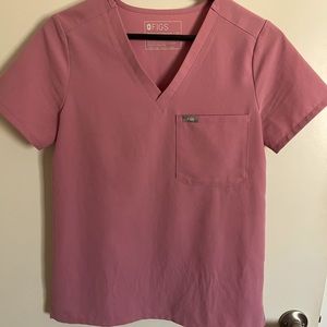 Catarina Scrub Top in chalk pink. LIMITED EDITION